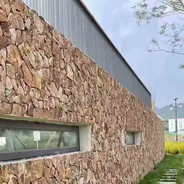 Tiger Skin Rustic Fieldstone Veneer outdoor