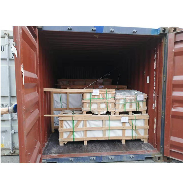 Granite gravestone packing