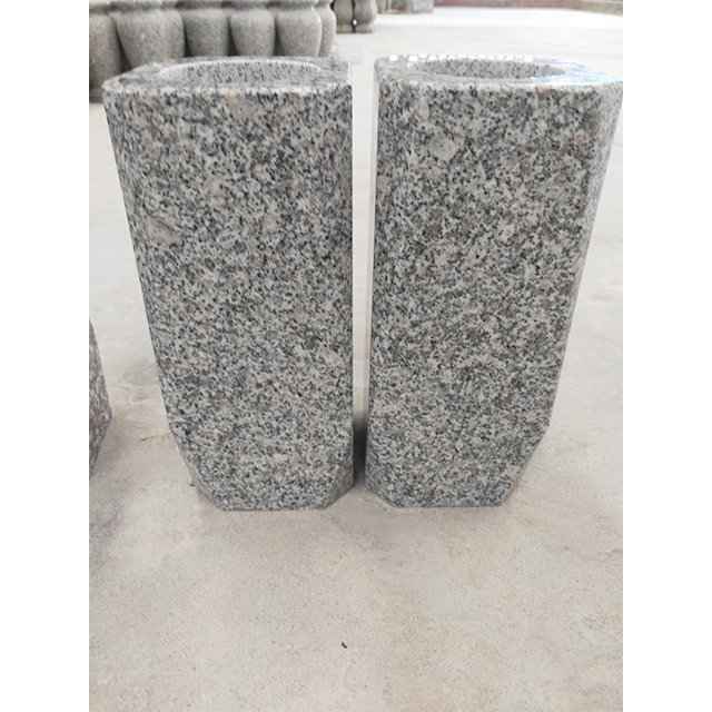 China Light Grey Granite Vase