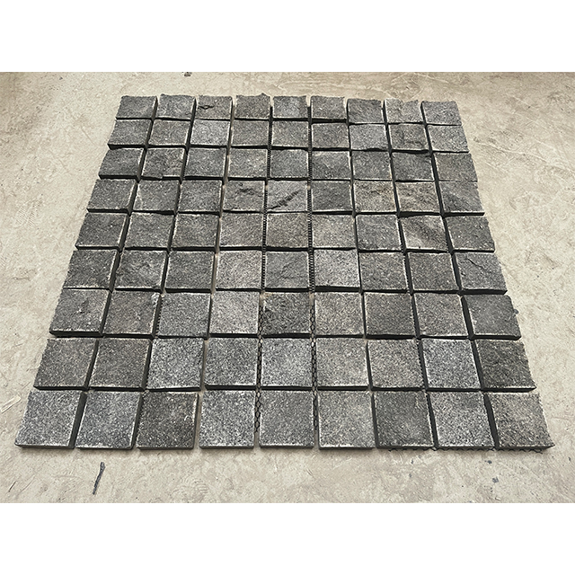 Black Granite Cobblestone 