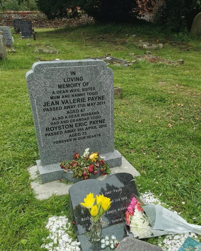 headstone