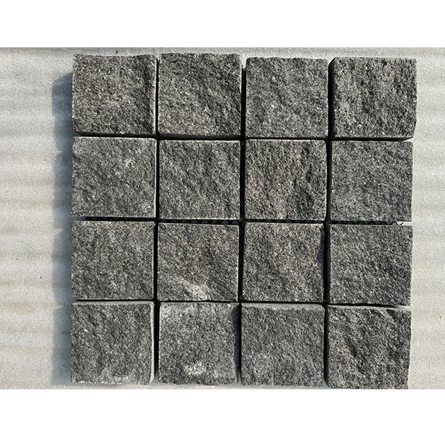 Black Granite Cobblestone 
