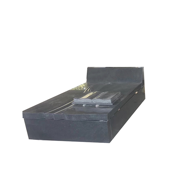 ST-M027 Cemetery Tombstones